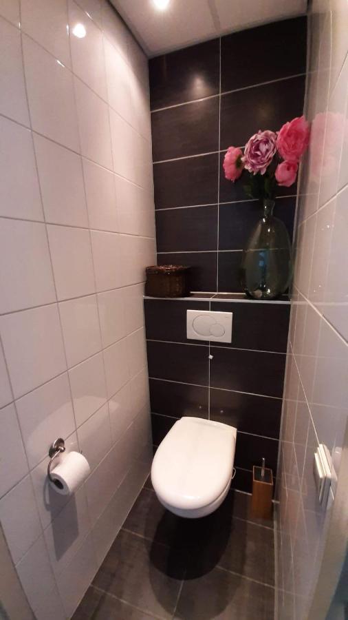Gastenverblijf Nummer 1 Sommelsdijk Esterno foto